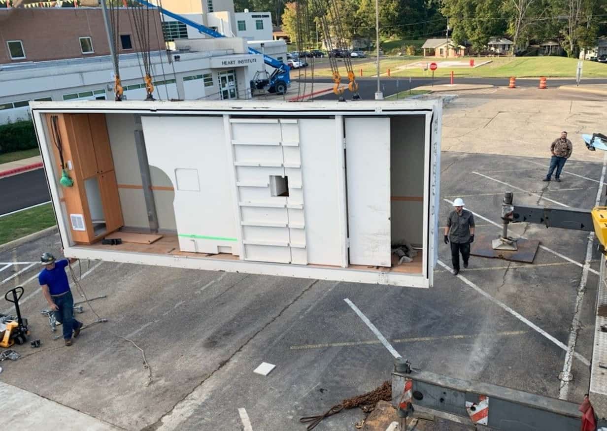 large object being rigged