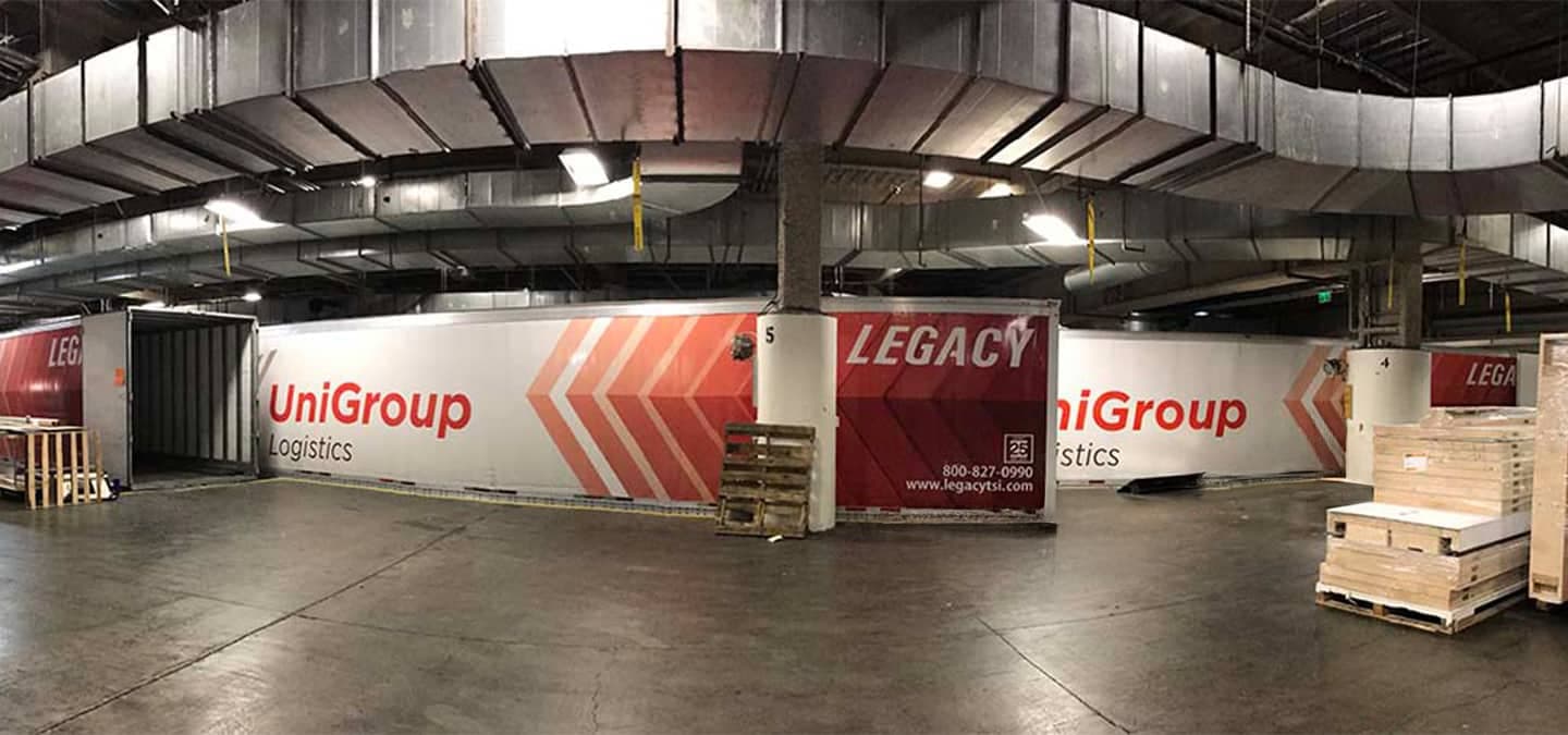 unloading zone of tradeshow